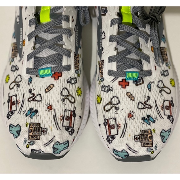 Brooks Launch 8 Medical Shoes - Picture 7 of 15